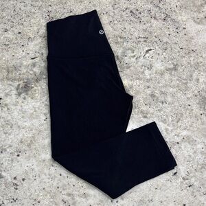 Lululemon 19” Cropped Leggings Midnight Black Sz 6 Womens
